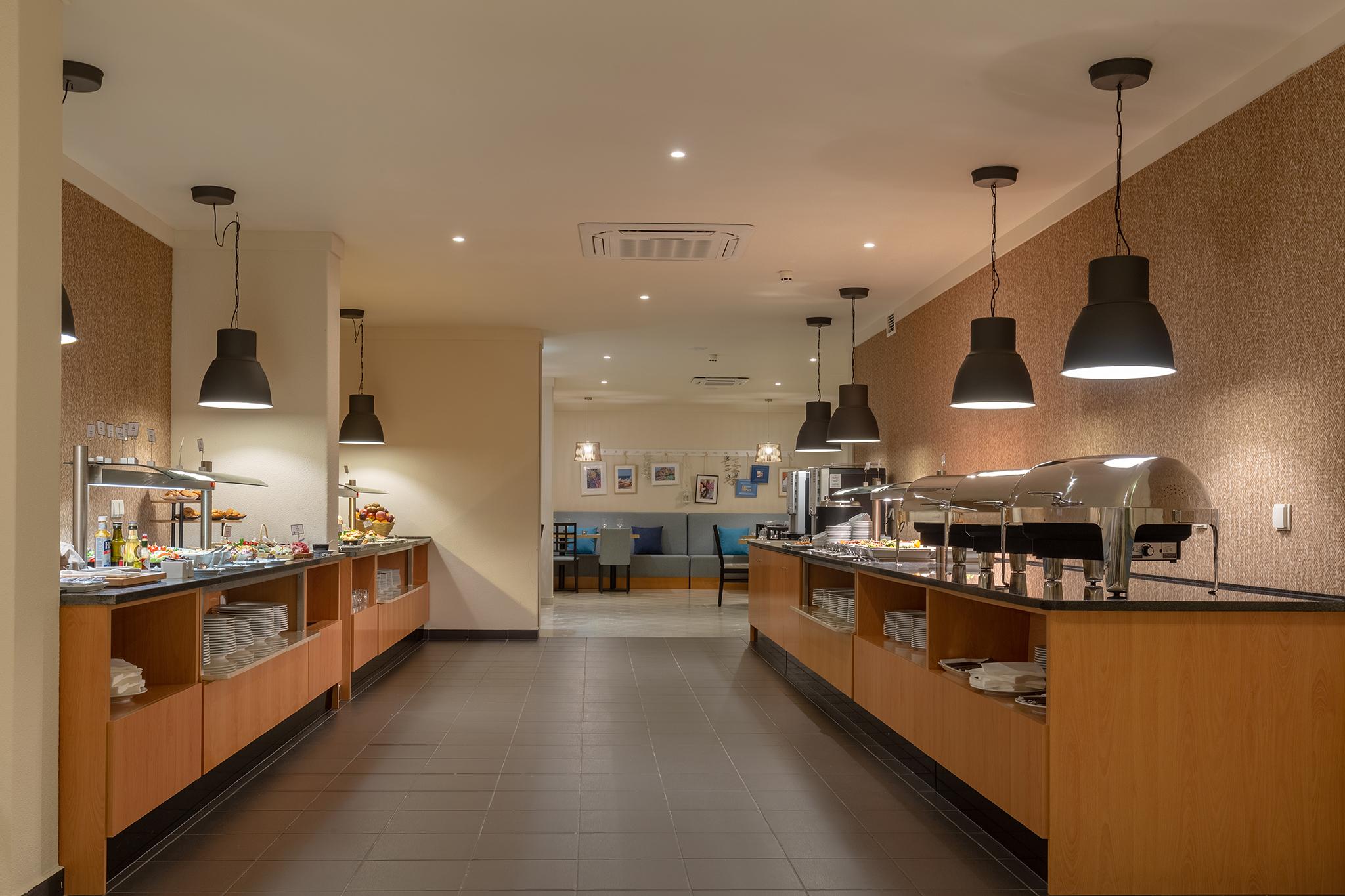 Luna Solaqua Apartahotel 4*