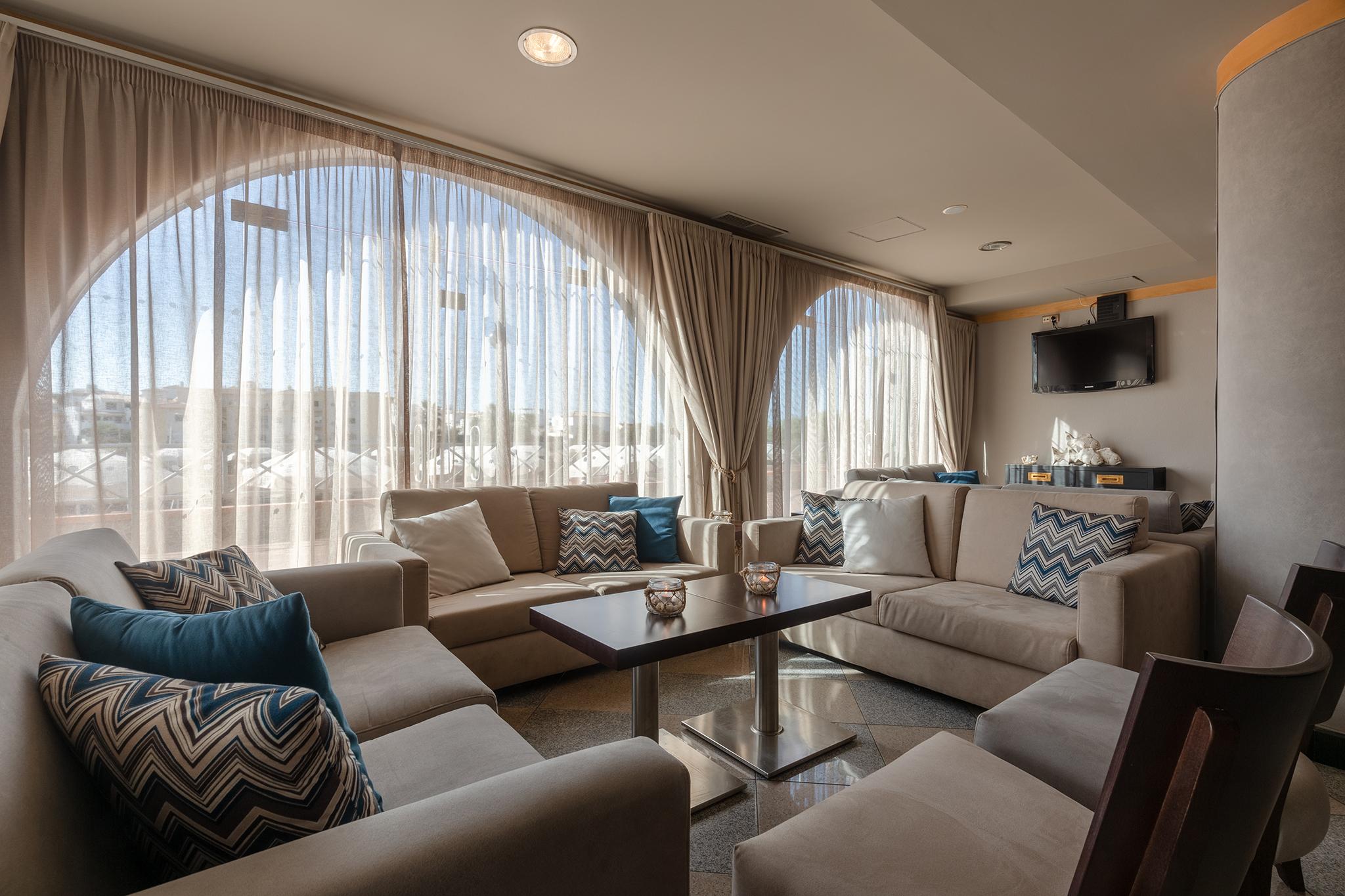 Apartahotel Luna Solaqua 4*