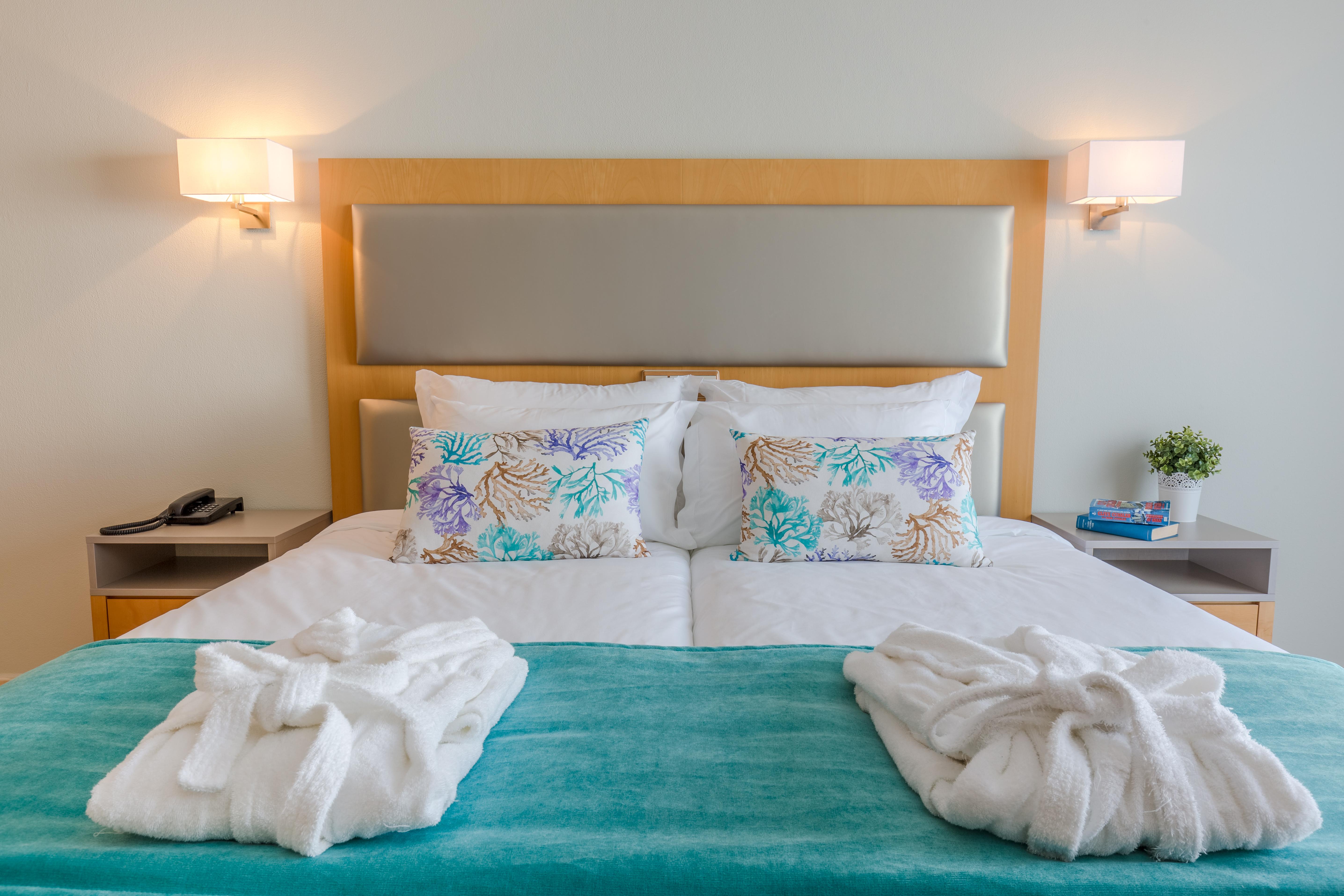 Luna Solaqua Apartahotel 4*